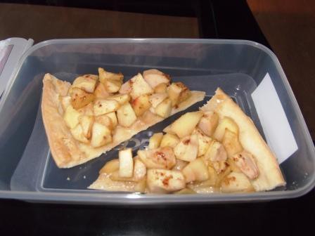 rýchly jablkový koláč s medom a perníkovým korením